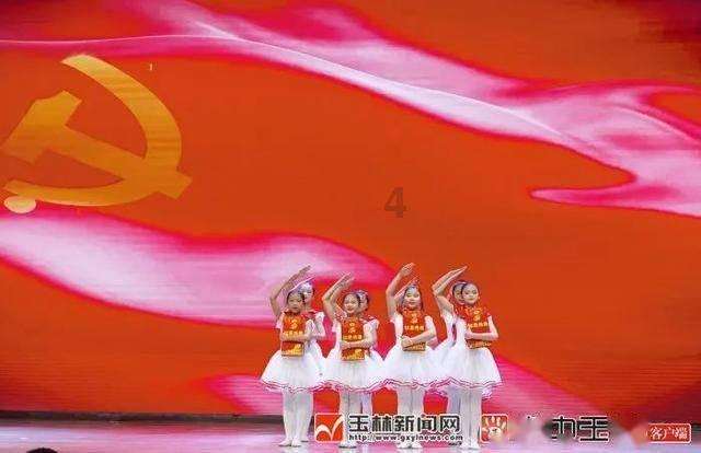 光致变色纱线定制天幕:展现个人风格的露营新选择