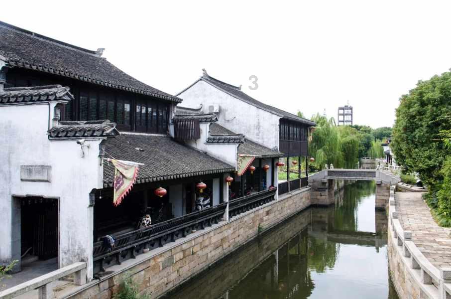 逃离沙漠小镇
